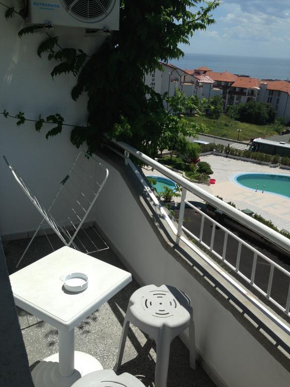 سفيتي فلاس Yanis Guest House الغرفة الصورة