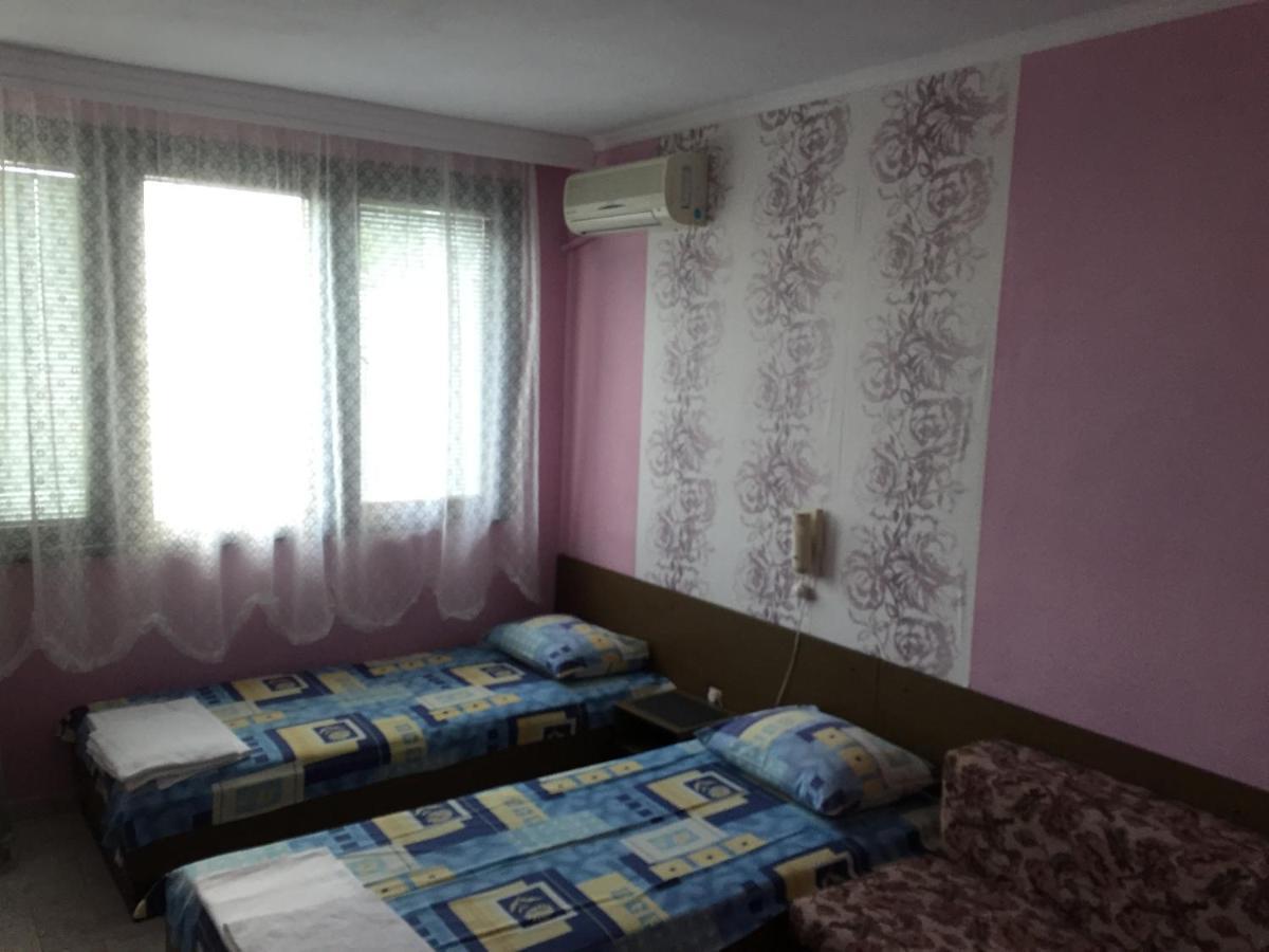 سفيتي فلاس Yanis Guest House الغرفة الصورة